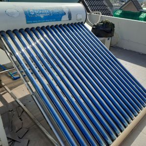 Sửa máy nước nóng năng lượng mặt trời Sơn Hà